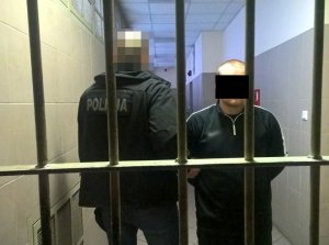 Mężczyzna zatrzymany przez policjantów