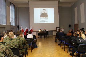 Piękna lekcja literatury i patriotyzmu - „Szkolne Czytanie” w Konarskim