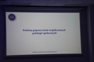 Targi Pracy w warszawskim Centrum Expo XXI - promocja Policji i zawodu policjanta
