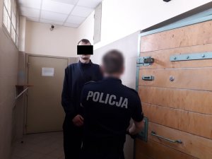 Mężczyzna zatrzymany przez policjantów