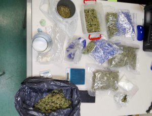 Narkotyki zabezpieczone przez wolskich policjantów
