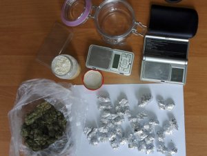 Narkotyki zabezpieczone przez wolskich policjantów
