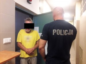 Mężczyzna zatrzymany przez policjantów
