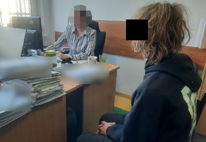 Policjantka i zatrzymany.