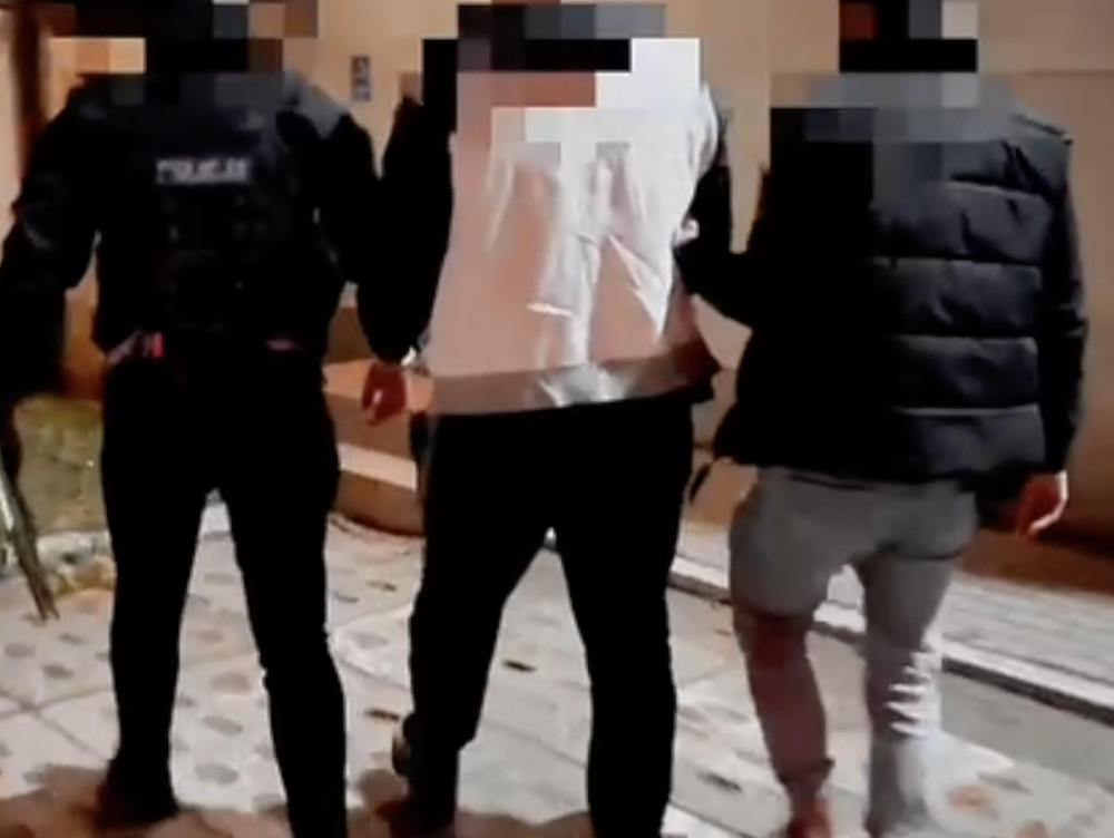 Ukrywał się w domku letniskowym na terenie województwa pomorskiego - zatrzymany przez kryminalnych z warszawskiej Woli
